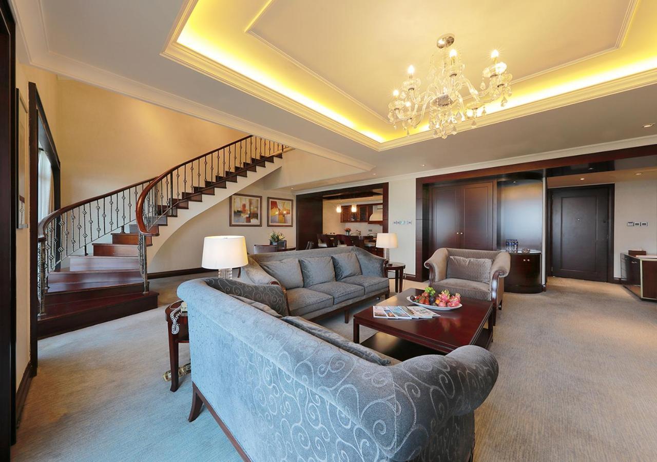 Howard Johnson Riverfront Plaza Fuzhou Fuzhou  Eksteriør billede