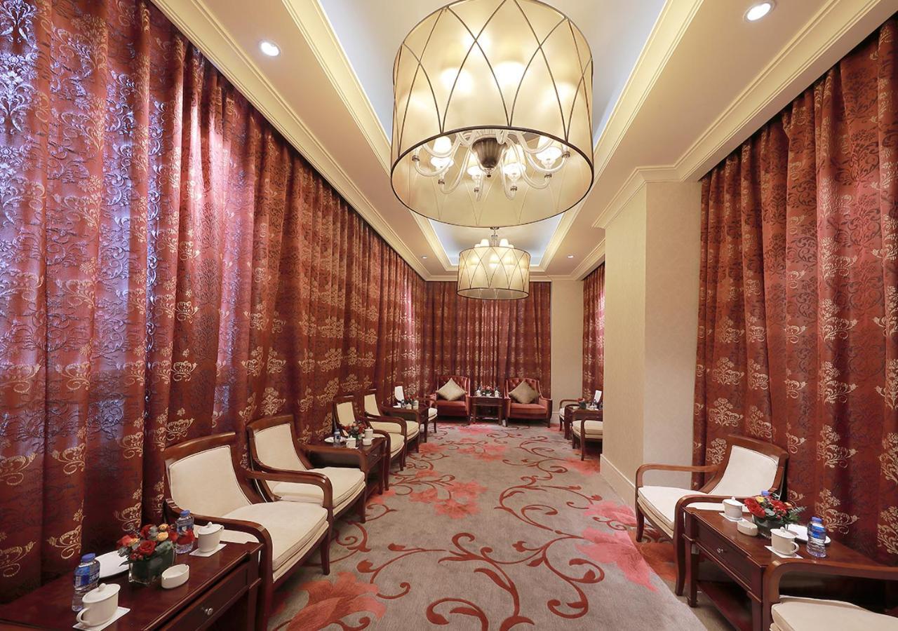 Howard Johnson Riverfront Plaza Fuzhou Fuzhou  Eksteriør billede