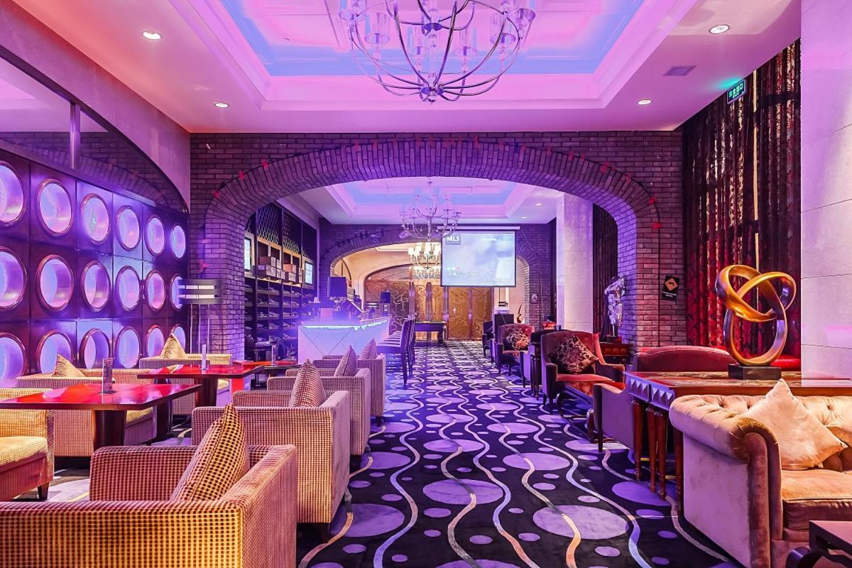 Howard Johnson Riverfront Plaza Fuzhou Fuzhou  Eksteriør billede